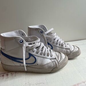 Nike blazers, blue detailing